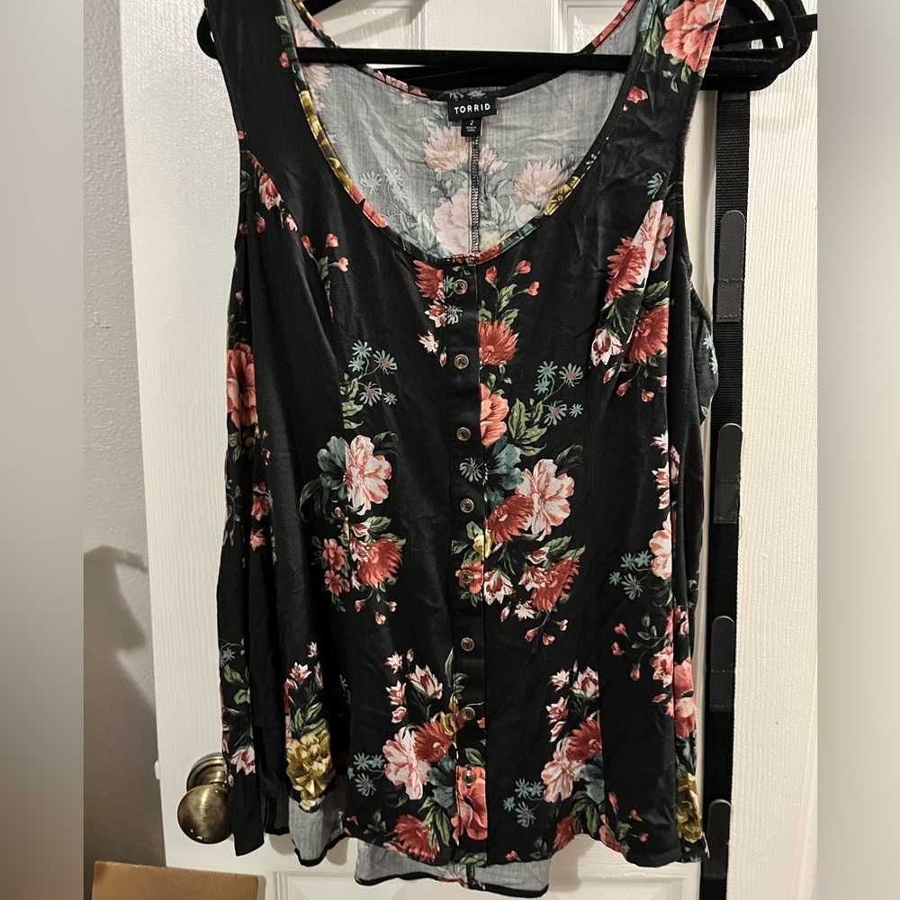 Black floral tank blouse